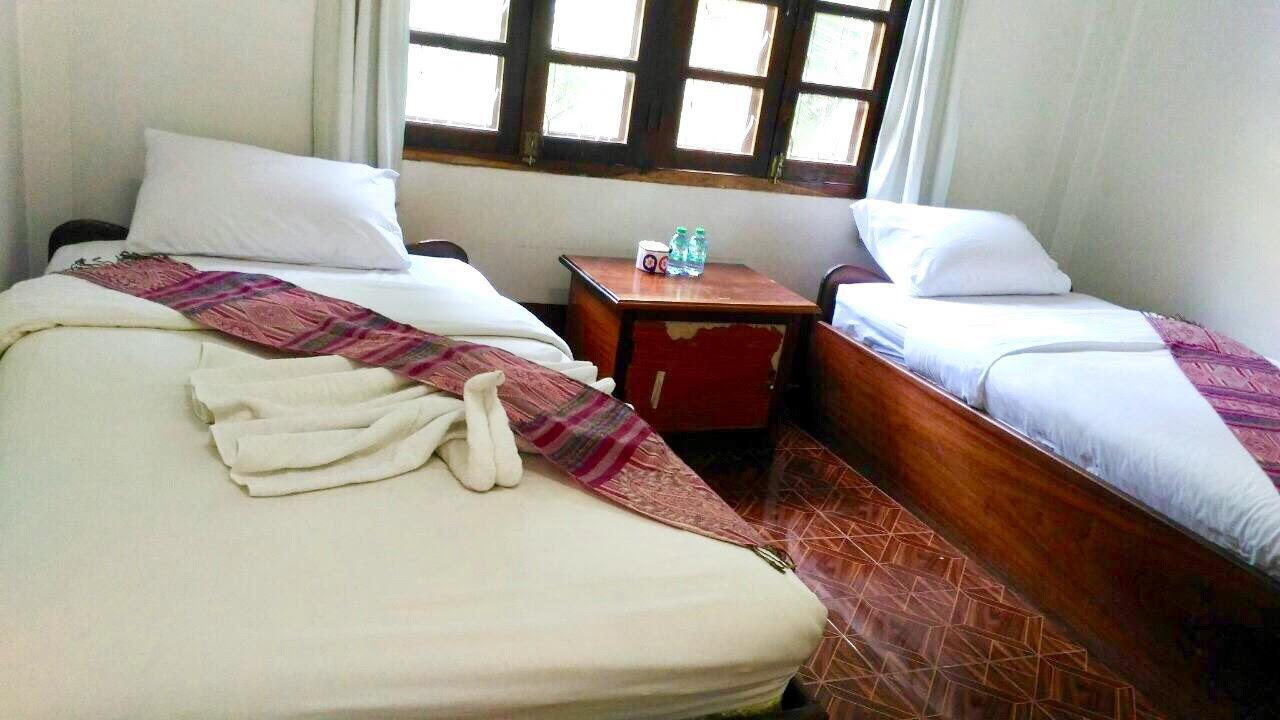 Syvongsack Guesthouse Pakbeng Exterior photo